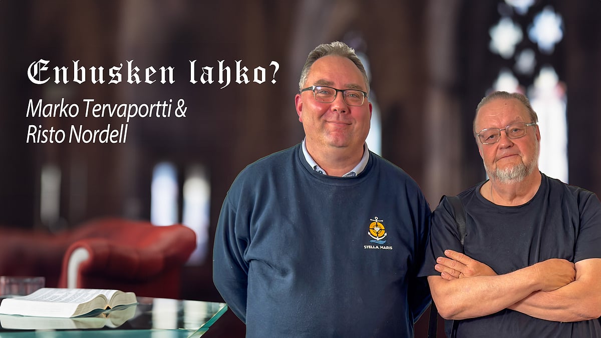 Enbusken lahko? -podcastissa Marko Tervaportti ja Risto Nordell.