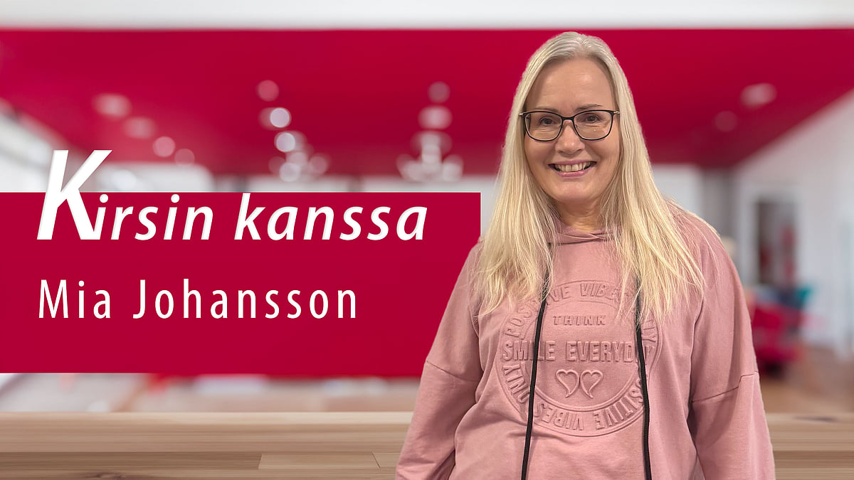 Kirsin kanssa Mia Johansson.