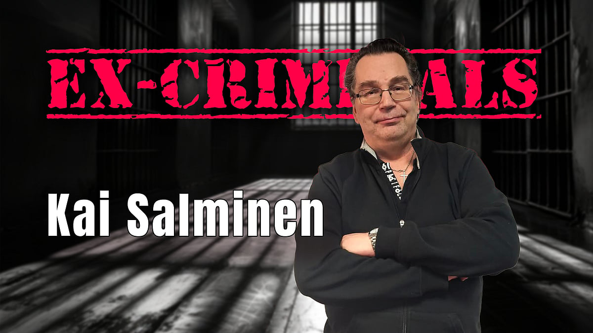 Ex-Criminals podcastissa Kai Salminen, Ali Niemelä ja Late Johansson.