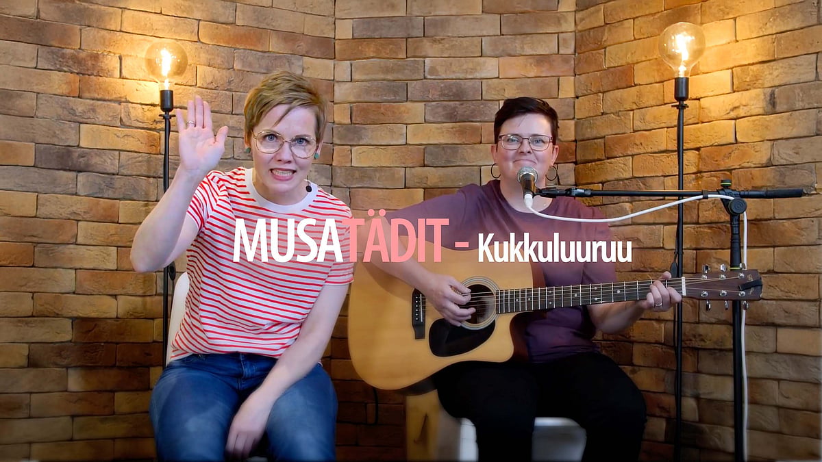 Musatädit-videosarja, jakso: Kukkuluuruu.