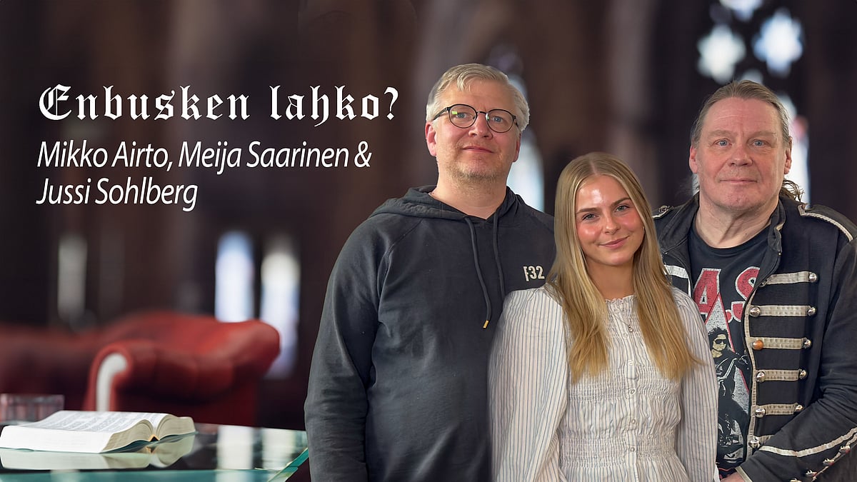 Enbusken lahko? -podcastissa vieraina Mikko Airto, Meija Saarinen ja Jussi Sohlberg.