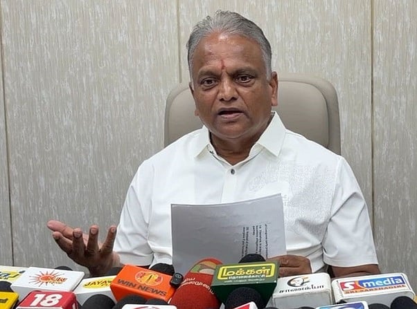 கட்டுமானத் தொழிலாளா்களுக்கு 7 இடங்களில் ஓய்வு அறை: அமைச்சா் மல்லாடி கிருஷ்ணா ராவ் தகவல்