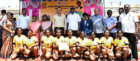 Photo: Dinamani