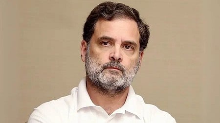 வானொலி தலைமையகத்துக்குள் அத்துமீறி நுழைந்ததாக ராகுல் காந்தி உள்ளிட்டோர் மீது வழக்குப் பதிவு