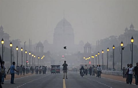 A smoggy morning on Raisina Hill, New Delhi 
Photo courtesy : asankhaya.blogspot.in