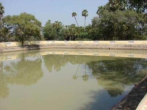 Restoring tanks increases their water-retention capacity by de-siltation, thus improving on-farm moisture-retention capacity
Credit: R K Srinivasan
