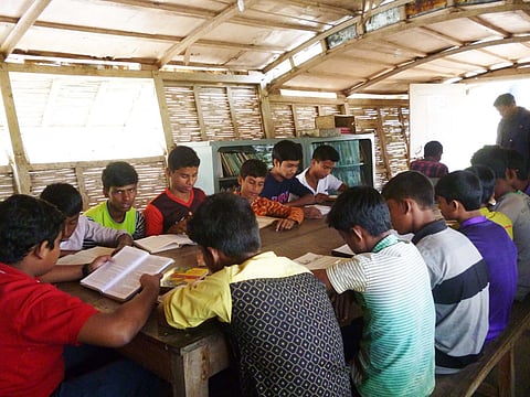 Floating library on the Gumani river. More than 100 such boats bring schools, clinics, libraries and agriculture training centres to people Chalan Beel wetland post monsoon
Photo credit: Archana Yadav