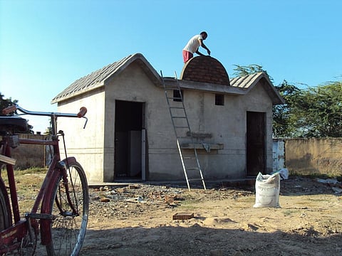 The state government will now hold a competition of village panchayats every month and award Rs 1 lakh to the cleanest village (Photo: Jitendra)