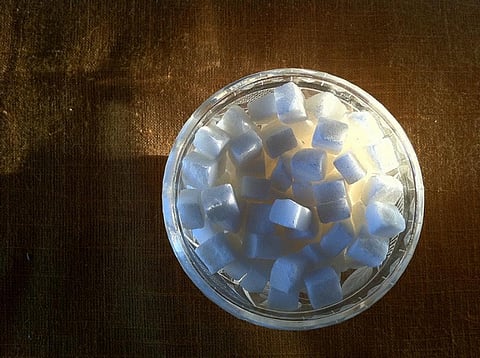 Consumption of free sugar, including sugary drinks, is a major factor in the global increase of people suffering from obesity and diabetes, according to WHO experts
Credit: Andrei Niemimäki/Flickr
