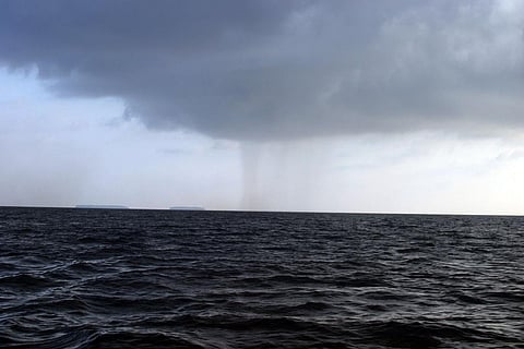 Depression over southeast Bay of Bengal is centered 310 km south-southwest of Port Blair. Credit: Christopher Angell / Flicker