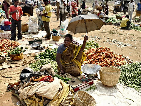 Demonetisation led to job losses, decline in farm incomes, social disruption, especially in cash-intensive sectors. Credit: runran / Flicker 