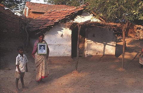 A farmer commits suicide to insure his family against the debt burden. Credit: Amit Shanker / CSE