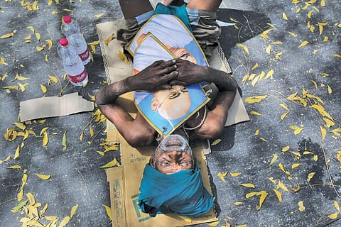 A farmer from Tamil Nadu in Delhi. Farmers from the state held demonstrations for over a month in April-May demanding loan waiver (Photo: Amarjit Singh)