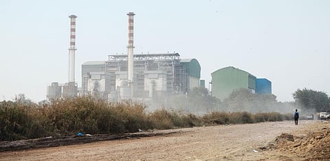 The Okhla plant in Delhi is
one of India's four functional 
waste-to-energy plants, but people in nearby areas have moved court saying the stench is unbearable  (Photo: Chinky Shukla)