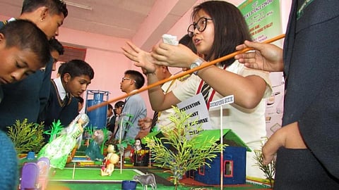 Children's Science Congress is a unique opportunity for students to improve scientific treatment and expand their innovative talents in the field of science.  Credit: Sobhapati Samom
