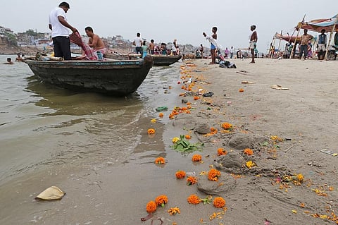 Flower pollution is often overlooked while crafting policies towards cleaning the Ganga. Credit: Vikas Choudhary 