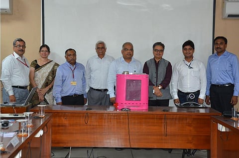 सैनेटरी पैड के सुरक्षित निपटारे के लिए नया उपकरण 