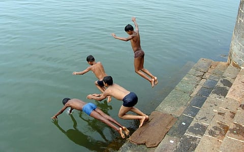 Heat wave during monsoon. Credit: PxHere