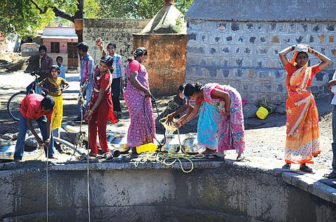 भाभा एटोमिक रिसर्च सेंटर की योजना 2019 तक  1.2 लाख भूजल नमूनों की जांच करने की है  (अक्षय देशमाने / सीएसई)