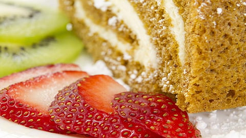 When fructose is consumed in its natural state (as a fruit), it does not significantly change blood glucose levels. Credit: Getty Images/CSE