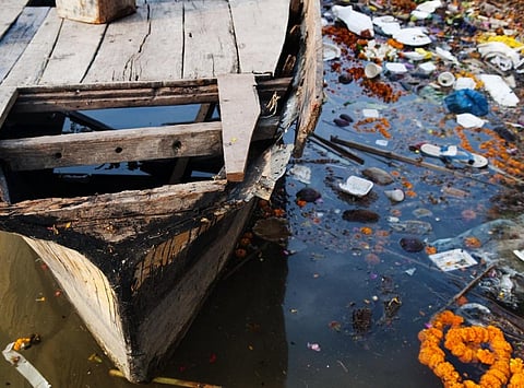 Pollution in the Ganga at Varanasi. Credit: Getty Images