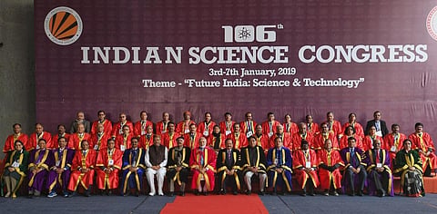 Connect with people, PM tells scientists 
