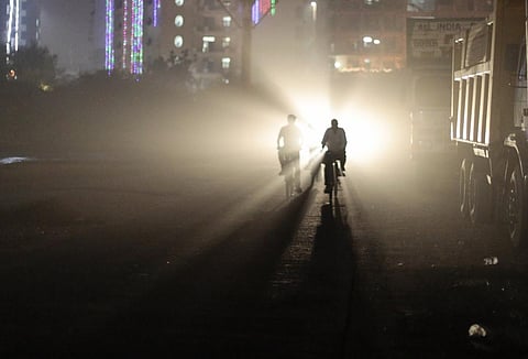देश के प्रदूषित शहरों में वाहनों की संख्या नियंत्रित करने का आदेश