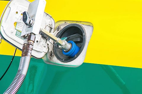 Bihar plans all-CNG commercial car fleet for Patna