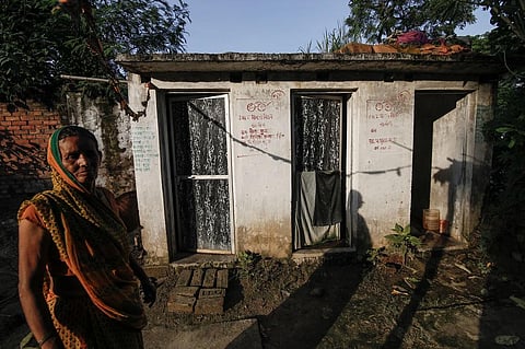 उत्तर प्रदेश के गांव घोरा में 75 फीसदी लोग शौचालयों का प्रयोग कर रहे हैं 