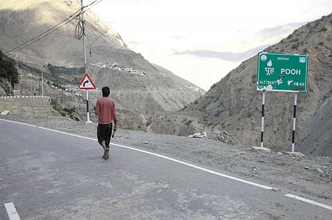 हिमाचल प्रदेश के किन्नौर जिला आपदाओं की दृष्टि से  बेहद संवेदनशील है। फोटो: विकास चौधरी                                                                                                                                                             