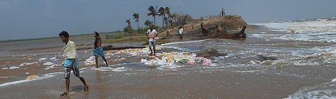 Life thrown out of gear in coastal Odisha as Bulbul comes closer