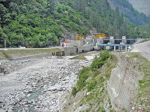 Jaiprakash Power Ventures Ltd, which owns the Vishnuprayag dam in Uttarakhand’s Chamoli district, says the new discharge norms will result in huge revenue loss (Photograph Courtesy: Ganga Matu Jansangthan)