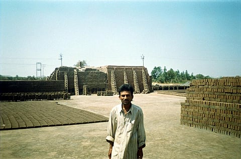 लॉकडाउन में बदलाव: यूपी में ईंट-भट्ठों को  मैनुअल खनन के लिए नहीं लेनी होगी पर्यावरण मंजूरी