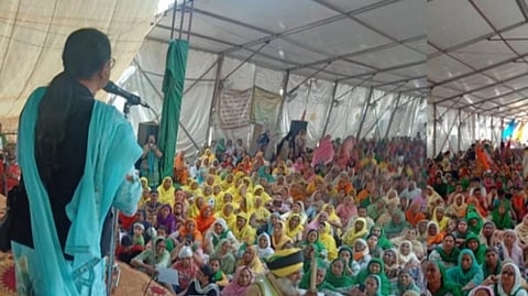 A meeting at Pakora Chowk, Singhu. Photo: Samyukt Kisan Morcha