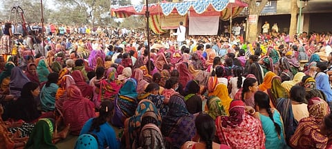 Odisha stir against coal trucks emitting smoke: Nearly 170, including children, detained