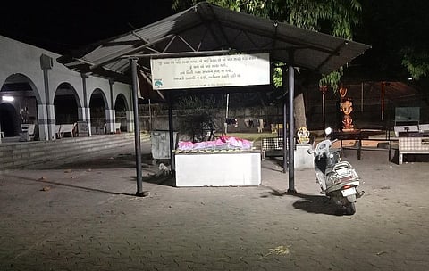 The dead body of a COVID-19 patient awaits cremation at the Saptarishi Cremation Ground in Ahmedabad's Jamalpur neighbourhood