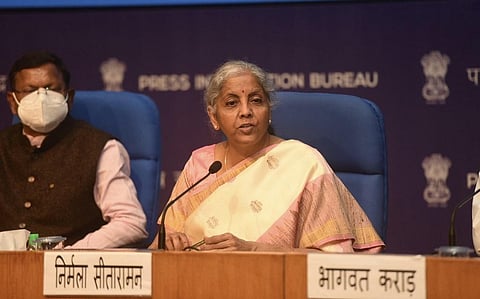 हाल के सालों में केंद्र सरकार का फोकस केंद्र प्रायोजित योजनाओं में छंटनी करने पर रहा है। फोटो: पीआईबी