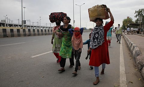 Who can forget the sight of children walking hundreds of kilometres with their daily wage earner parents when the COVID-19 lockdown was declared. Photo: Vikas Choudhary / CSE