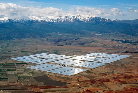 Developed countries are on their way to achieving a 60 per cent growth in the clean energy sector by 2022. Photo: Wikimedia Commons  