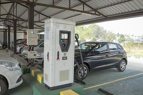 Delhi witnessed a whopping 141 per cent growth in EV registration in 2021-22. Photo: iStock