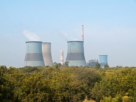 MoEF&CC's draft notification has pushed the deadlines for compliance by two years and limited the percentage of co-firing to five per cent for power plants within 300 kilometres of Delhi-NCR. Photo: iStock
