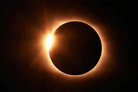 इस साल का पहला तथा 20 अप्रैल को 100 साल बाद लगेगा हाइब्रिड सूर्य ग्रहण