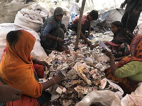 
Women working at these landfills are more likely to encounter health risks since they are predominantly engaged in sorting waste. Photo: Shalaka Chauhan