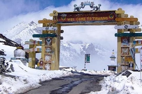 पश्चिमी अरुणाचल प्रदेश में तवांग के पास बर्फबारी हुई