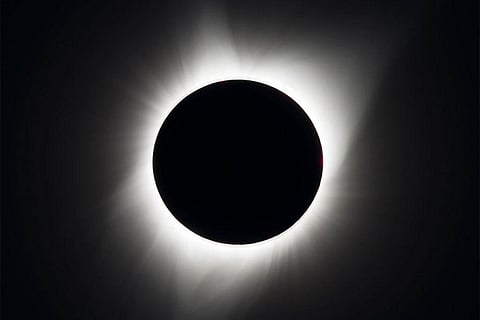 यदि पूर्ण सूर्य ग्रहण देखना चाहते हैं, नासा की लाइव स्ट्रीम में इस घटना को देखा जा सकता है। फोटो साभार : नासा 