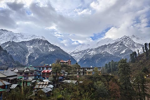 जम्मू-कश्मीर, यूपी और केरल में भारी बारिश का अलर्ट, इन हिस्सों में हीटवेव से निजात नहीं