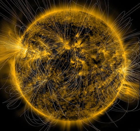 An illustration laying a depiction of the sun's magnetic fields. Photo: NASA 
