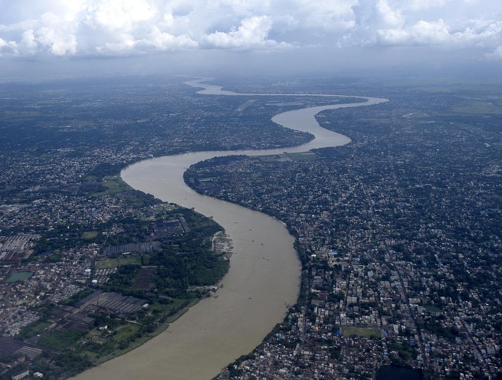 Disaster deaths, sinking: Unprepared Kolkata face multiple climate ...