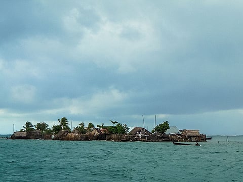 Authorities are giving the community keys to new homes on the mainland of Carti Sugtupu in Panama’s Indigenous Guna Yala Comarca.