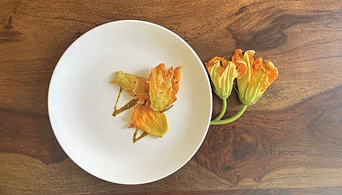 Pumpkin flowers can be consumed fresh in salads, cooked with vegetables or steamed for soup 